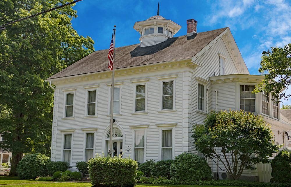 Image of the front of the building for the Captain Stannard House